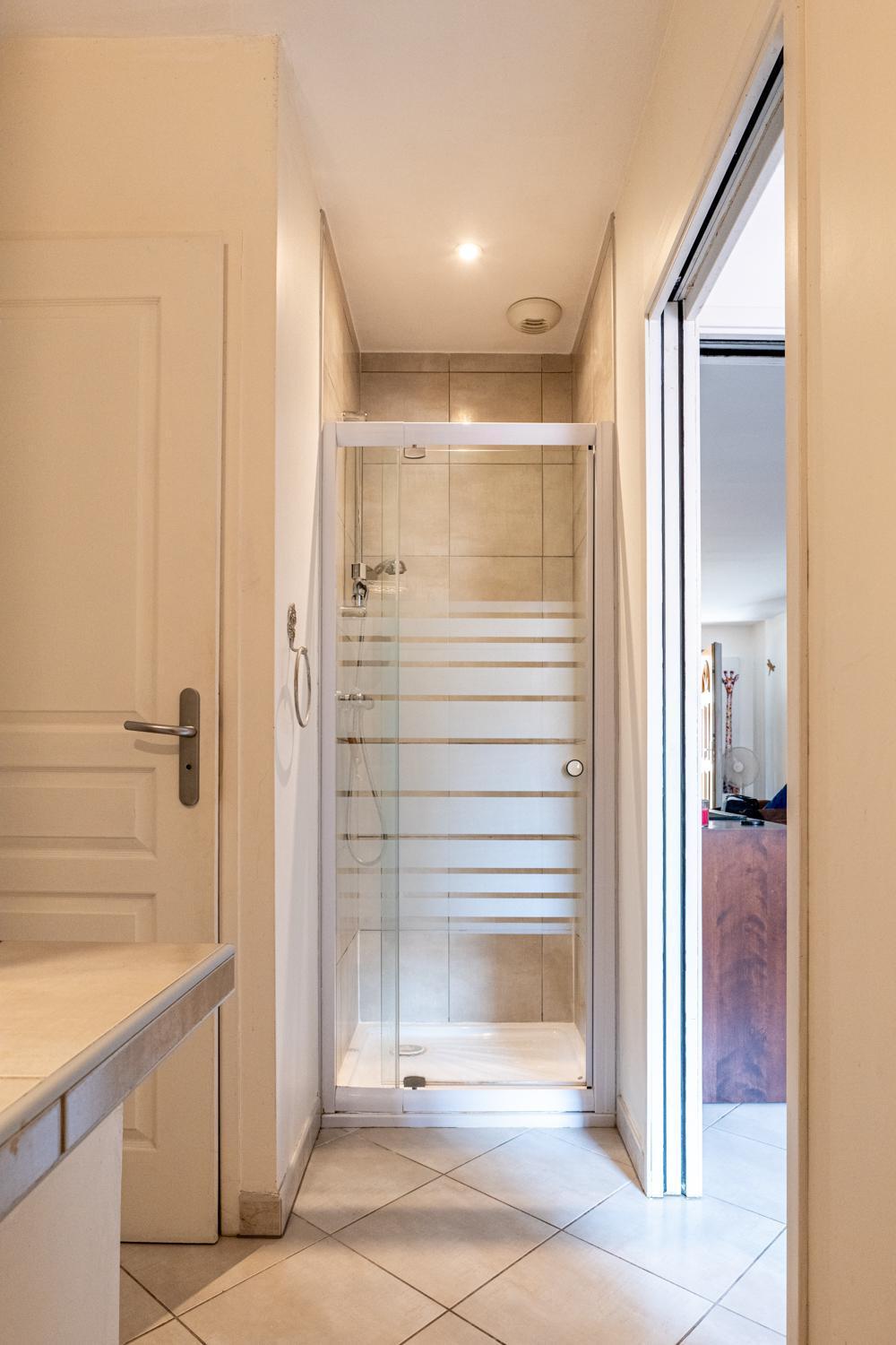 Carnot Duplex, Spacieux 3 Pieces Avec 2 Chambres Sur Les Rue Pietonnes Annecy Luaran gambar